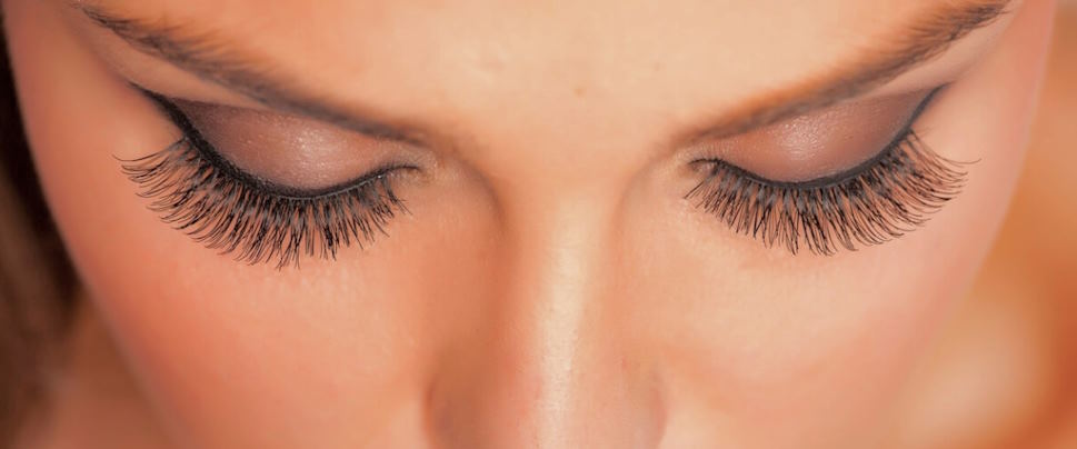Why Do So Many People Prefer Eyelash Extensions?